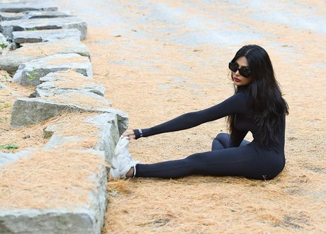 Amelia Maltepe exclusive actress pictures