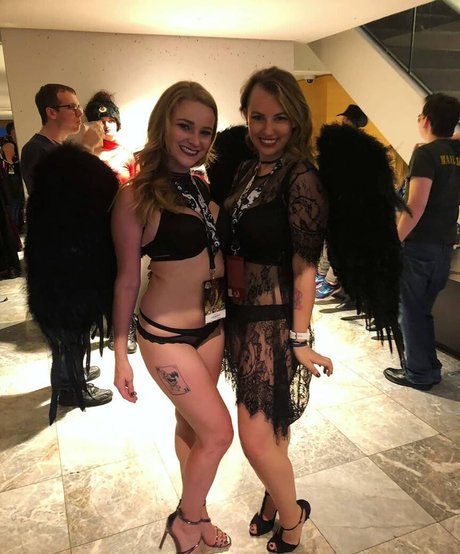 Vixyy64 porn actress pictures