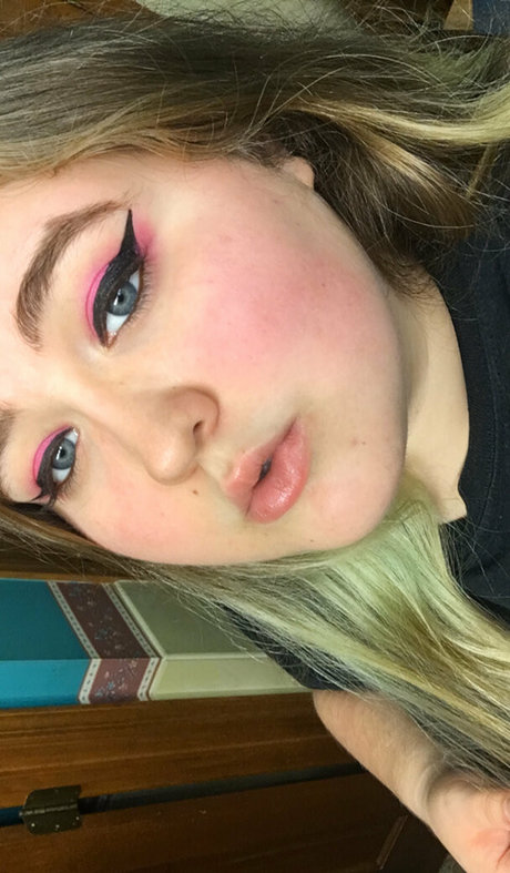 karmatheslut777 art model archive