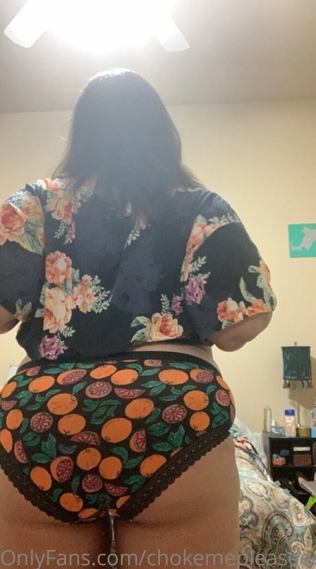 chokemepleaseeee model sex gallery