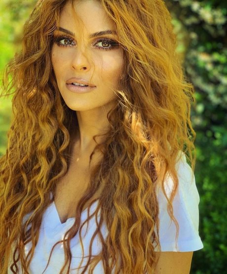 Maria Menounos erotic actress img