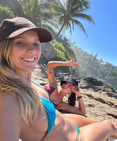 Isabella Santoni pornstar free pic