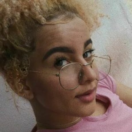 Stherx Monteiro star nude pics