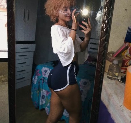 Stherx Monteiro hot star gallery