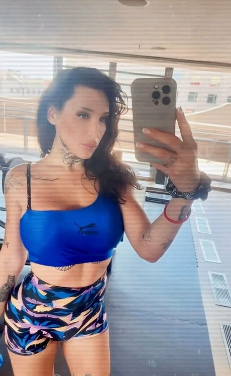 ophelia xx top model photo