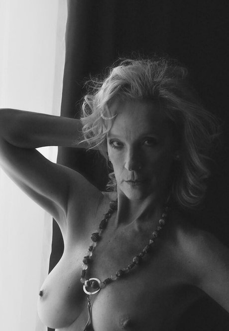 Elena Luneva pornstar xxx photo