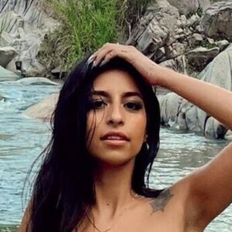 Queenneedy model free archive