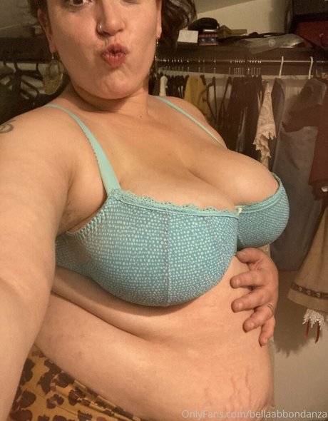 bellaabbondanza star nude images