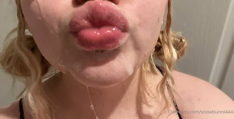 snowbunni444 pornstar pic