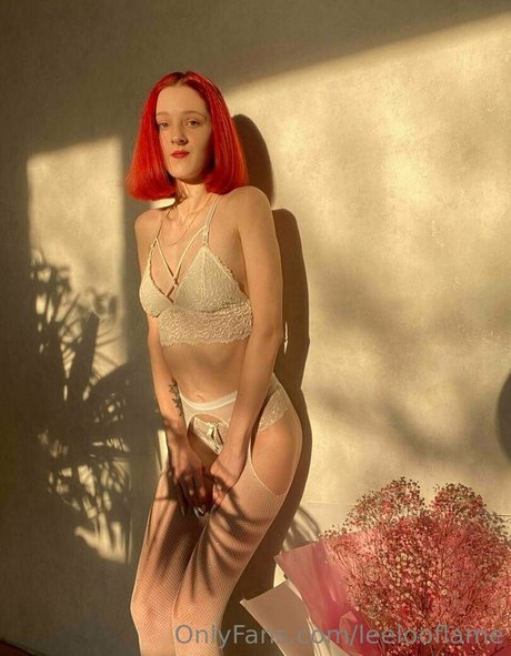 leelooflame perfect model pic