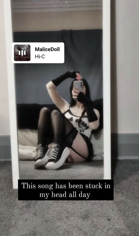 abandonederis star nudes picture