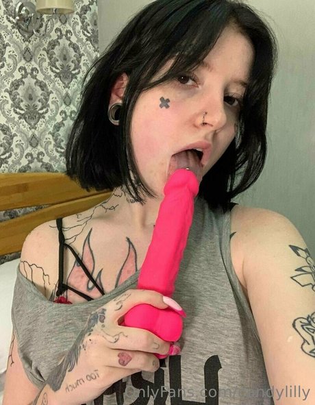 brattyauroravip pretty pornstar pictures