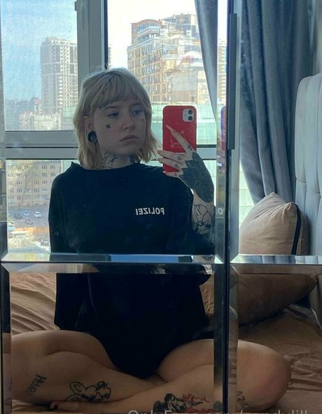 brattyauroravip erotic actress photo