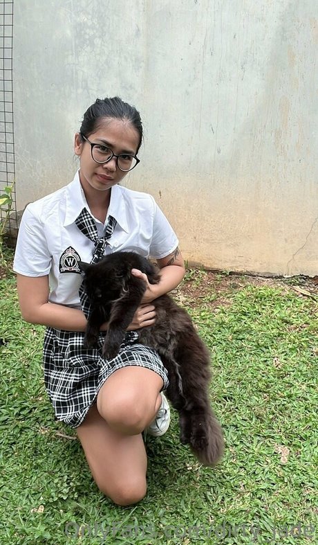 dirty jade model perfect image