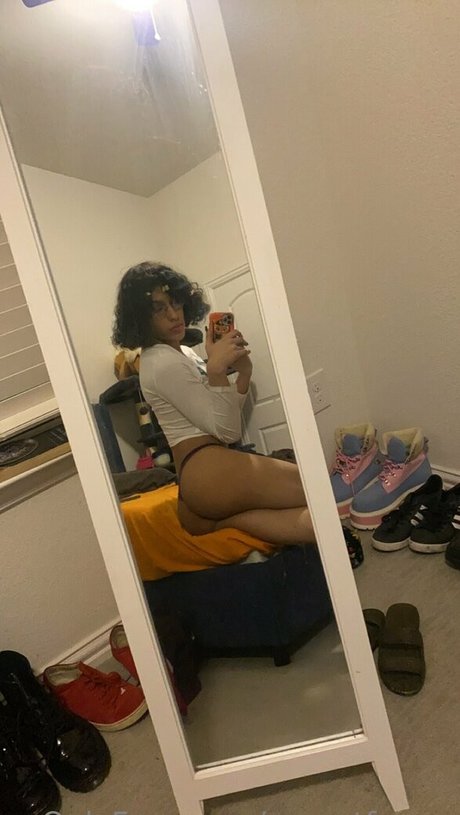 Monetforma pornstar erotic images