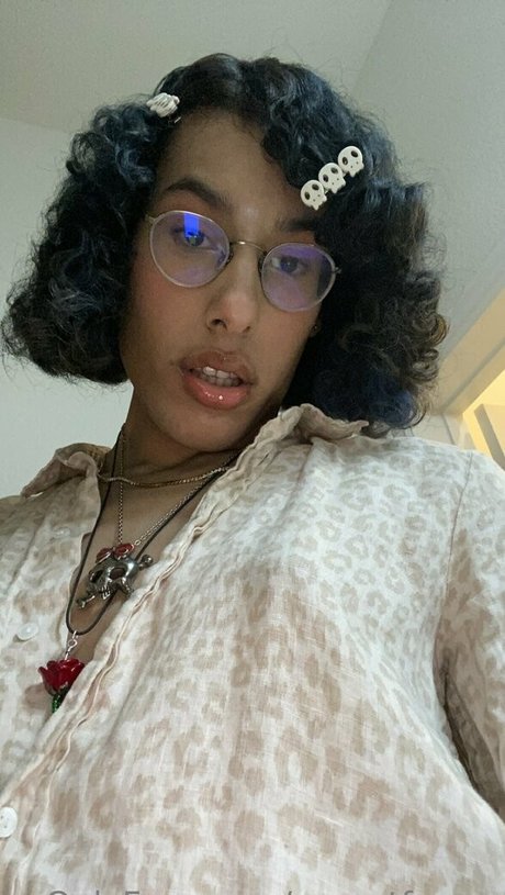 Monetforma pornstar top pic