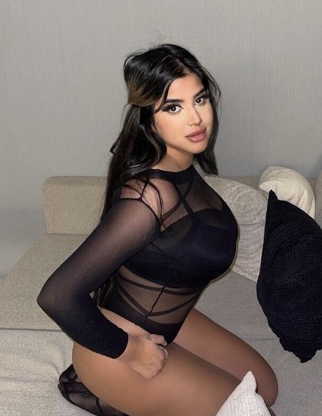 OMGLove nice model images