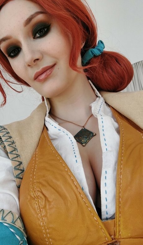 Vixena Siren erotic star photo