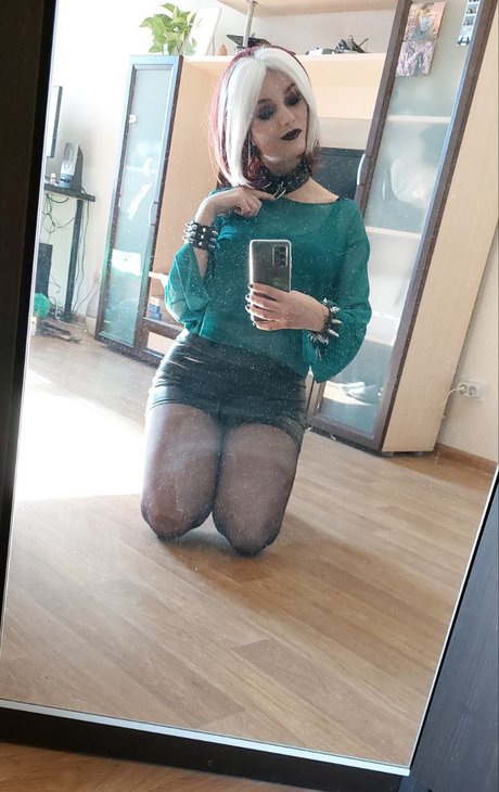 Vixena Siren xxx actress img