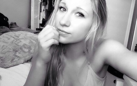 Taylor Flewin perfect model archive