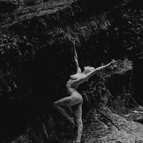 Stefanie Millinger free pornstar images