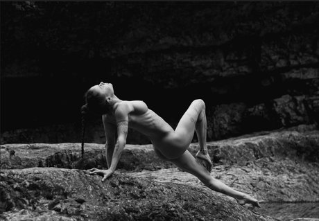 Stefanie Millinger nude star galleries