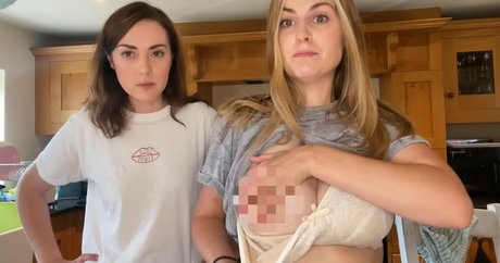 Rose And Rosie model adult archive
