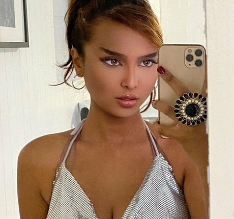 txixsha pornstar adult pictures