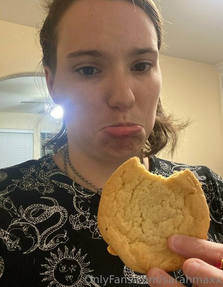 sarahmaxx pornstar nice pics