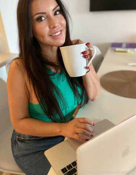 a free top model pics