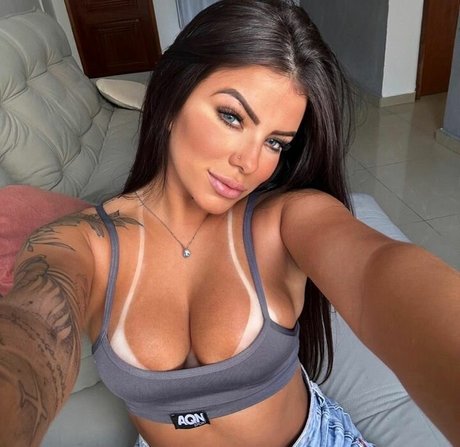 Milena Carvalho pornstar art archive