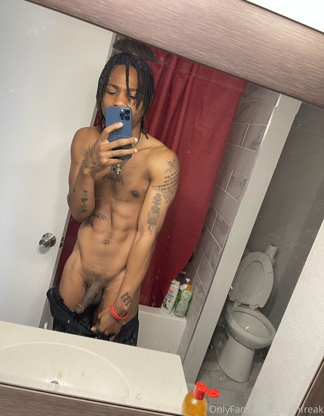 reqthfreak model naked gallery