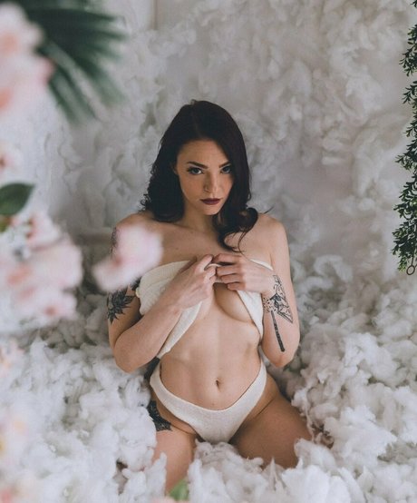 blondefoxsilverfox star nude pictures