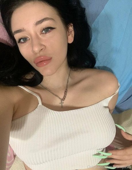 moonlit nymph vip naked actress photo