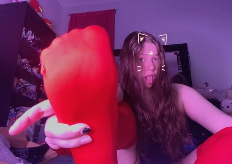 Meowmyks nice model pic