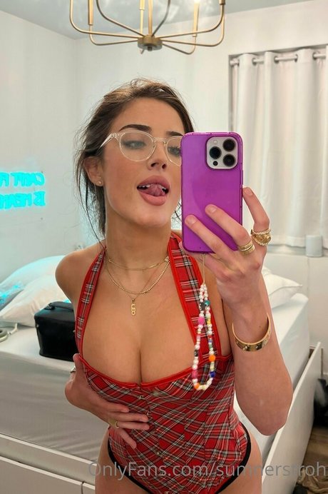 sumnerstroh pornographic model pictures