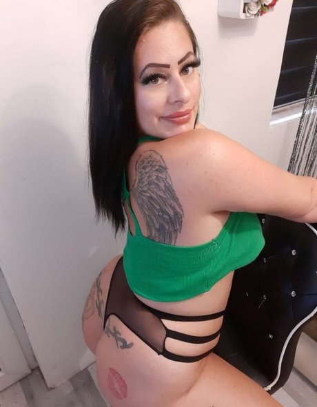 laracskavip high quality star photos