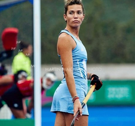 Agustina Albertario pretty star photo