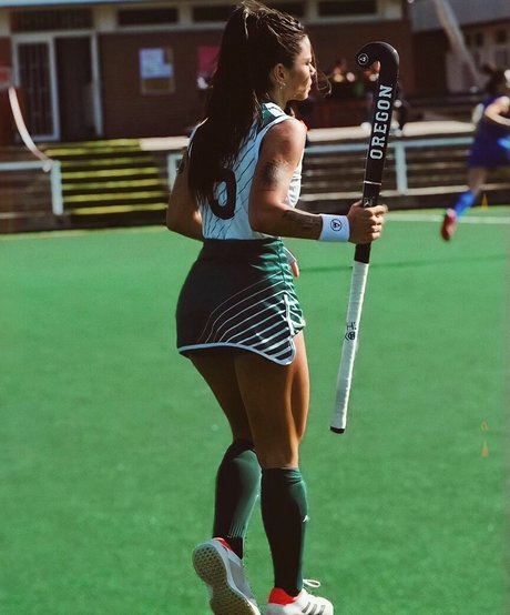 Delfi Granatto high quality actress img