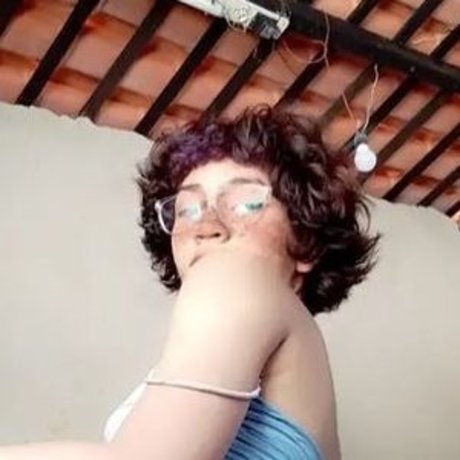 Lana Santhos model naked photo