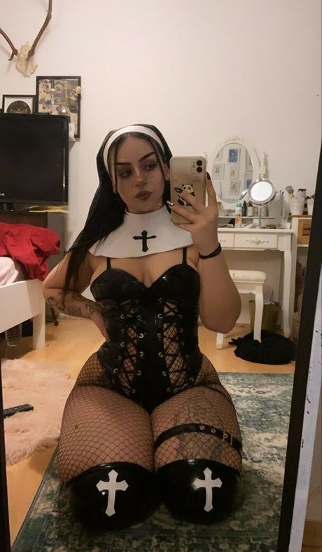 NevernaNoir high quality actress image