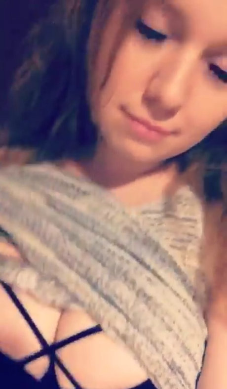 supanintendogirl model xxx galleries