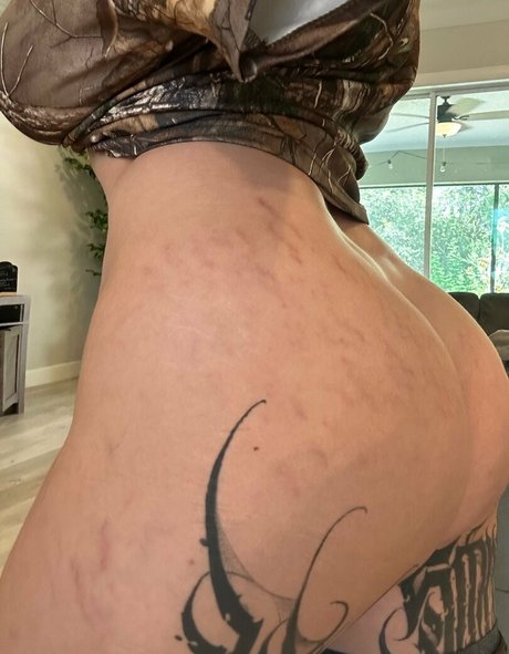 Skaylar Vox pornstar perfect archive