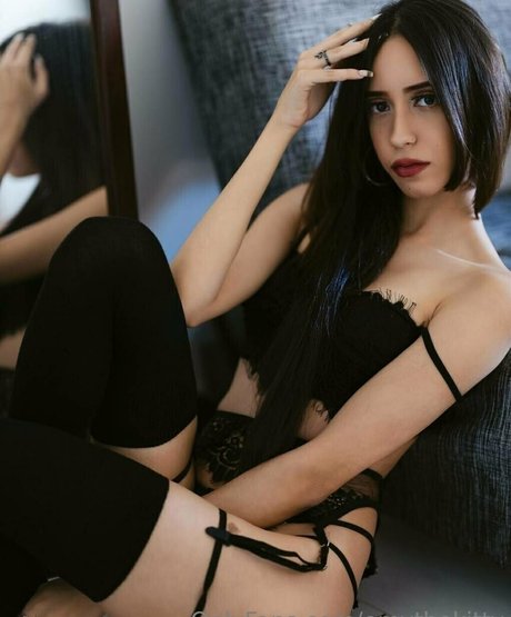 emythekitty beautiful pornstar photo