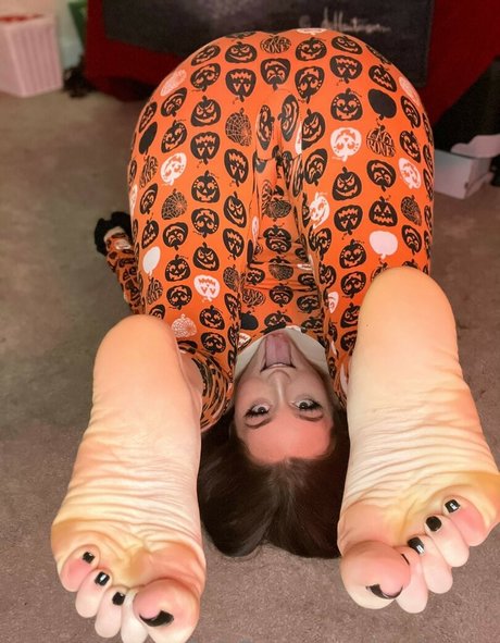 Sizeelevens art model galleries