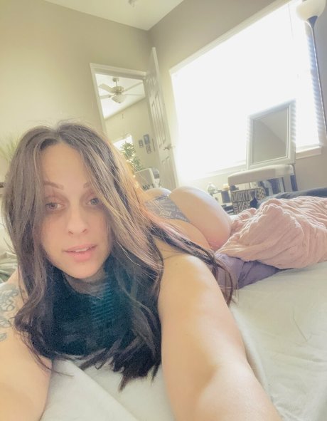 michellegoeswild pornstar art images