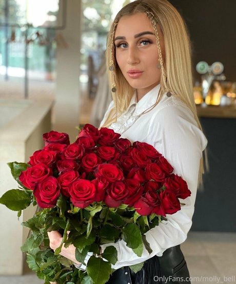 molly bell pornstar perfect img