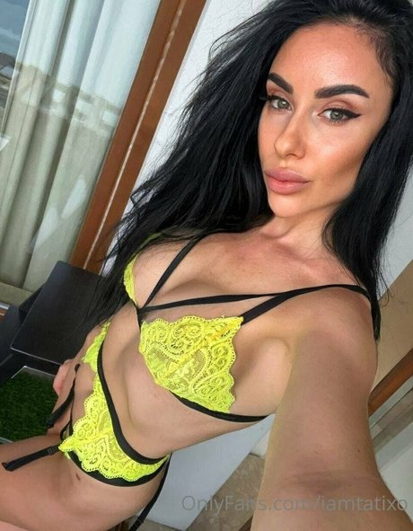 iamalinaxo model hd image