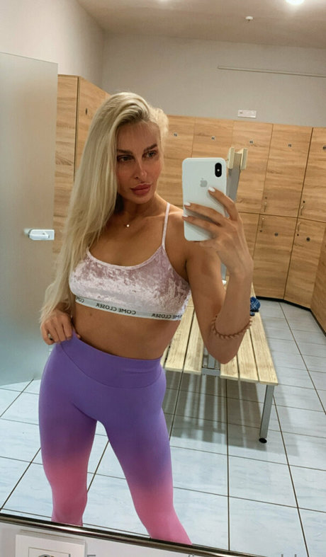 iggy goddes pretty model images