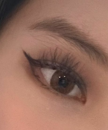 Vicki Mranrr model best image